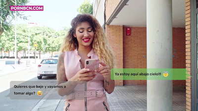 Gwraig anffyddlon ar fin fuck ei chariad ifanc yn galed tra bod ei gŵr yn gweithio. Latina gyda titw ac asyn mawr. Aphrodite Venus.