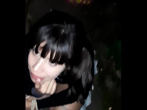 ❤️ Ar y stryd pidyn chwyddedig yn gyfnewid am Candy Porn rhefrol ar cy.sex00.top ️❤